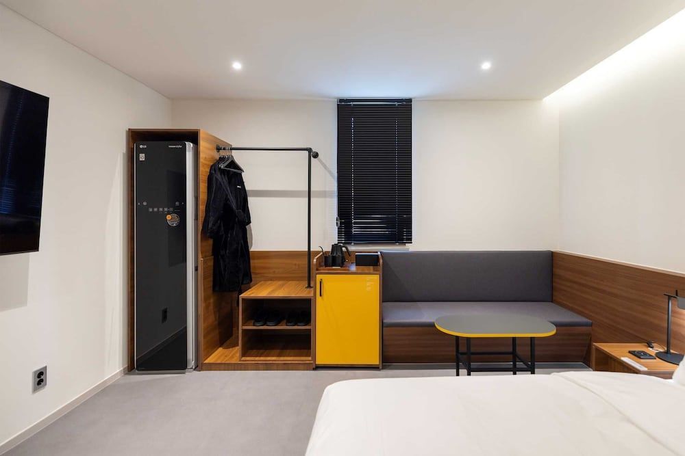 Moor Hotel by Anook Mokpo Deluxe 6