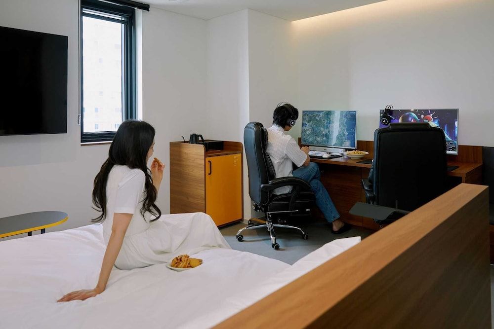 Moor Hotel by Anook Mokpo JOYFUL 3