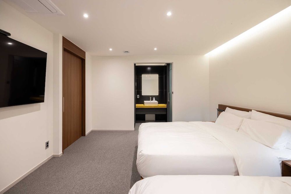 Moor Hotel by Anook Mokpo Wave 6