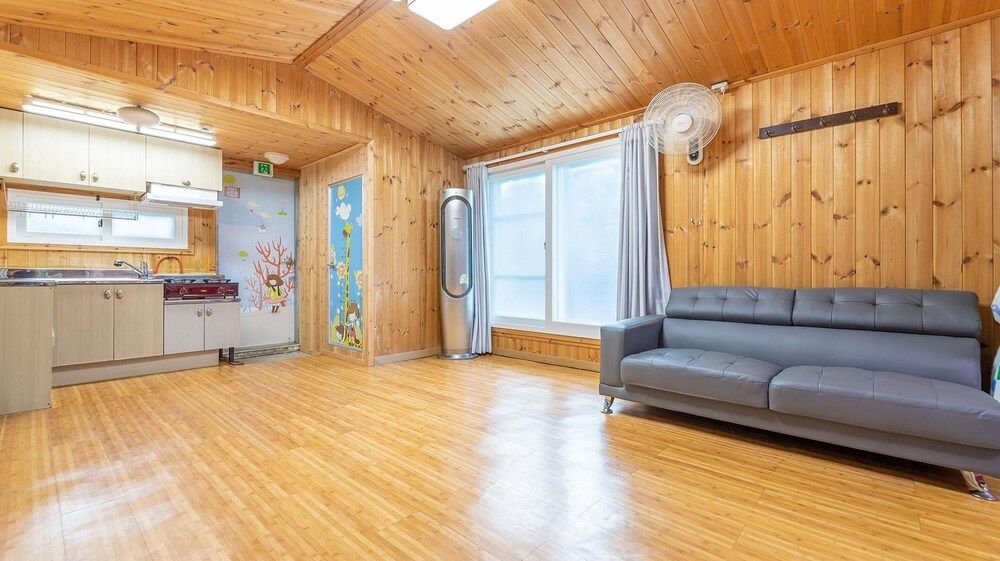 Gapyeong Yeoul Kids Pension Basic Room, 1 Bedroom (Annex) 8