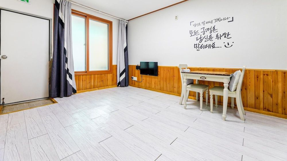 Gapyeong Yeoul Kids Pension Basic Room, 1 Bedroom (Lavender) 6