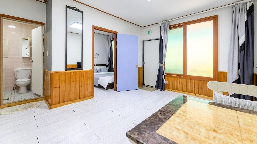 Gapyeong Yeoul Kids Pension Basic Room, 1 Bedroom (Lavender) 7