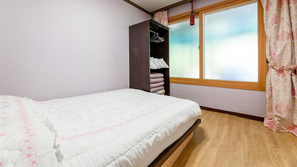 Gapyeong Rainbow Pension Basic Room, 1 Bedroom (Bora) 3