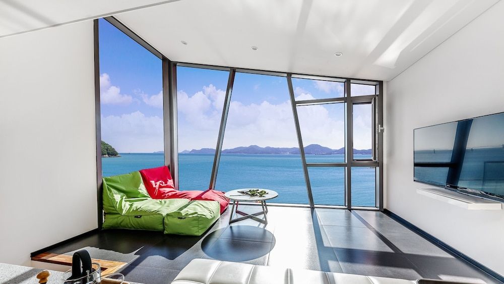 Namhae Pumda Pool Villa Pension Basic Room, 1 Bedroom (Ggoom) 4