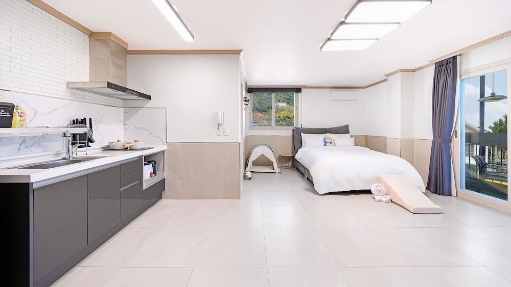 Namhae Dangdangi Dog Pension Blue Basic Room, 1 Bedroom (Poodle1) 4