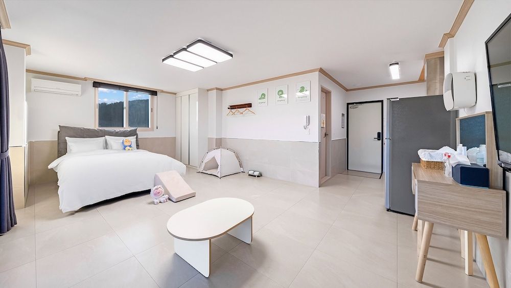 Namhae Dangdangi Dog Pension Blue Basic Room, 1 Bedroom (Poodle3) 10