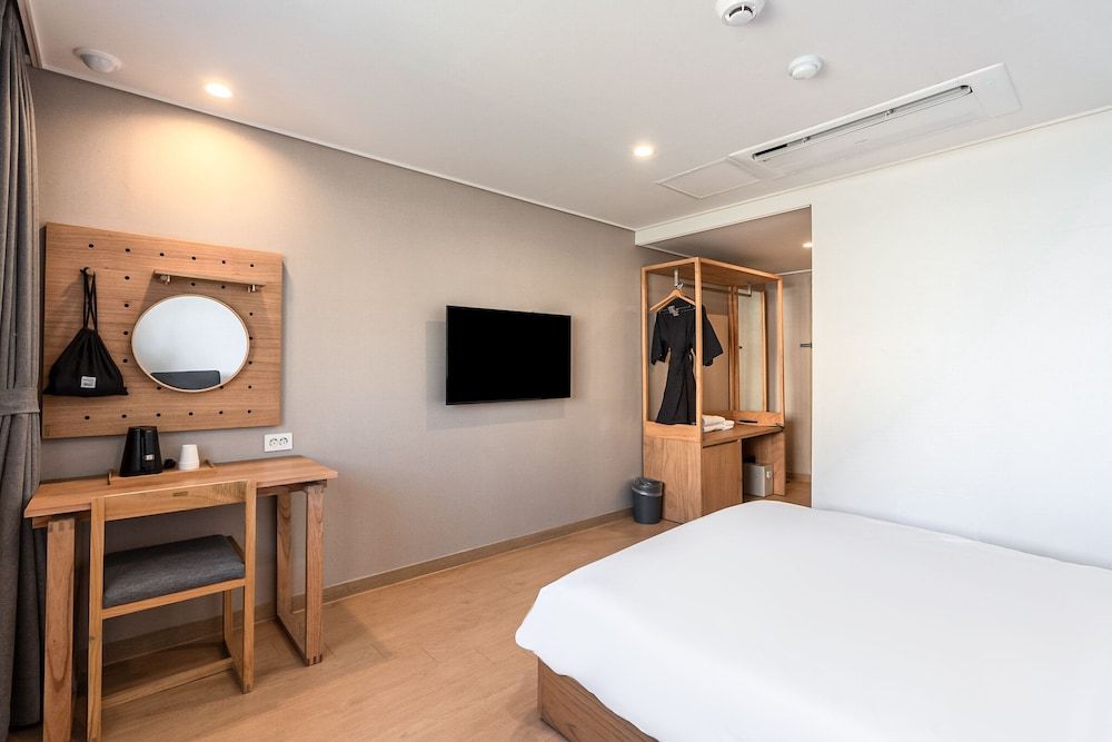 Heyy Seogwipo Standard Double 5