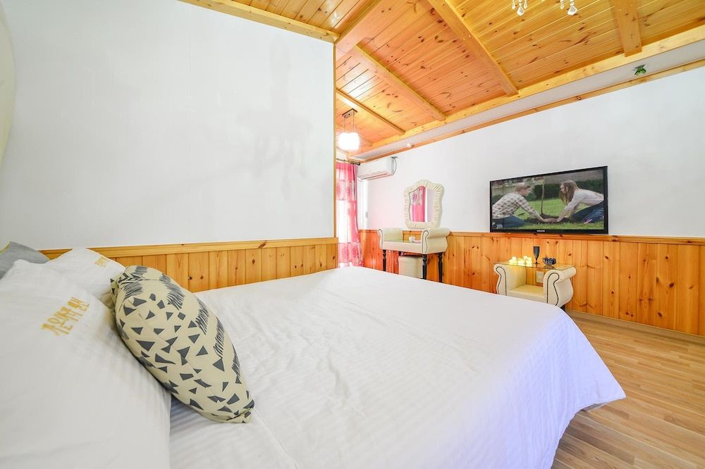 Geoje Gaonara Pension Basic Room, 1 Bedroom (Geejoonghae(SPA))