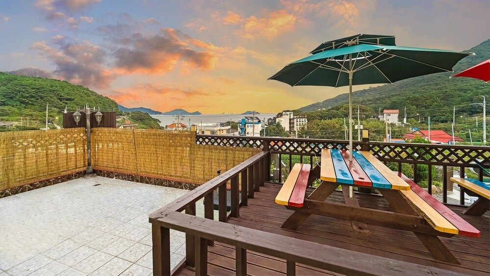 Geoje Araon Pension Basic Room, 1 Bedroom (Orion) 5