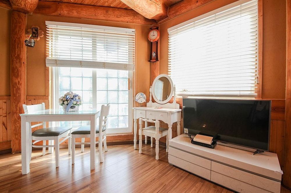 Samcheok Yeondam Pension Basic Room, 1 Bedroom (bootkkot) 9