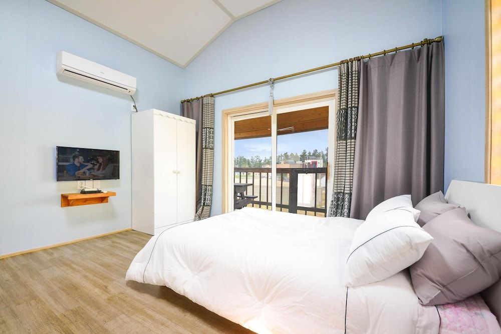 Samcheok Good Friend Pension Basic Room, 1 Bedroom (202 ( F2 )) 2