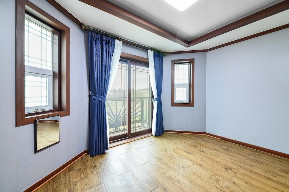 Samcheok Duelkkot Pension Basic Room, 1 Bedroom (Deulnari ( F2 )) 5