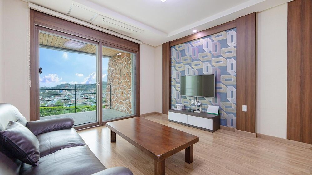 Samcheok Santorini Pension Basic Room, 1 Bedroom (3dadong 101) 5