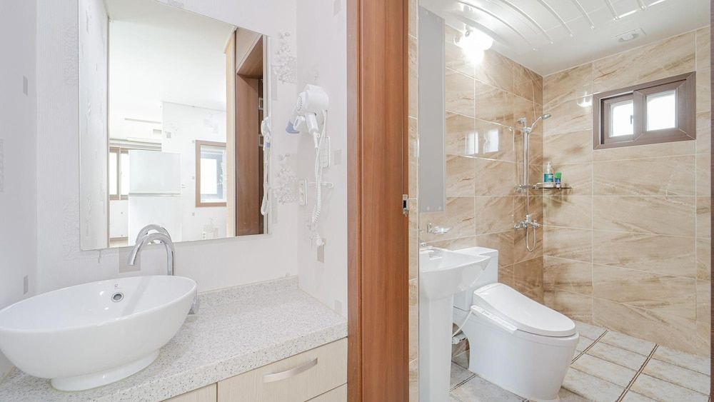 Samcheok Santorini Pension Basic Room, 1 Bedroom (1gadong 201) 2