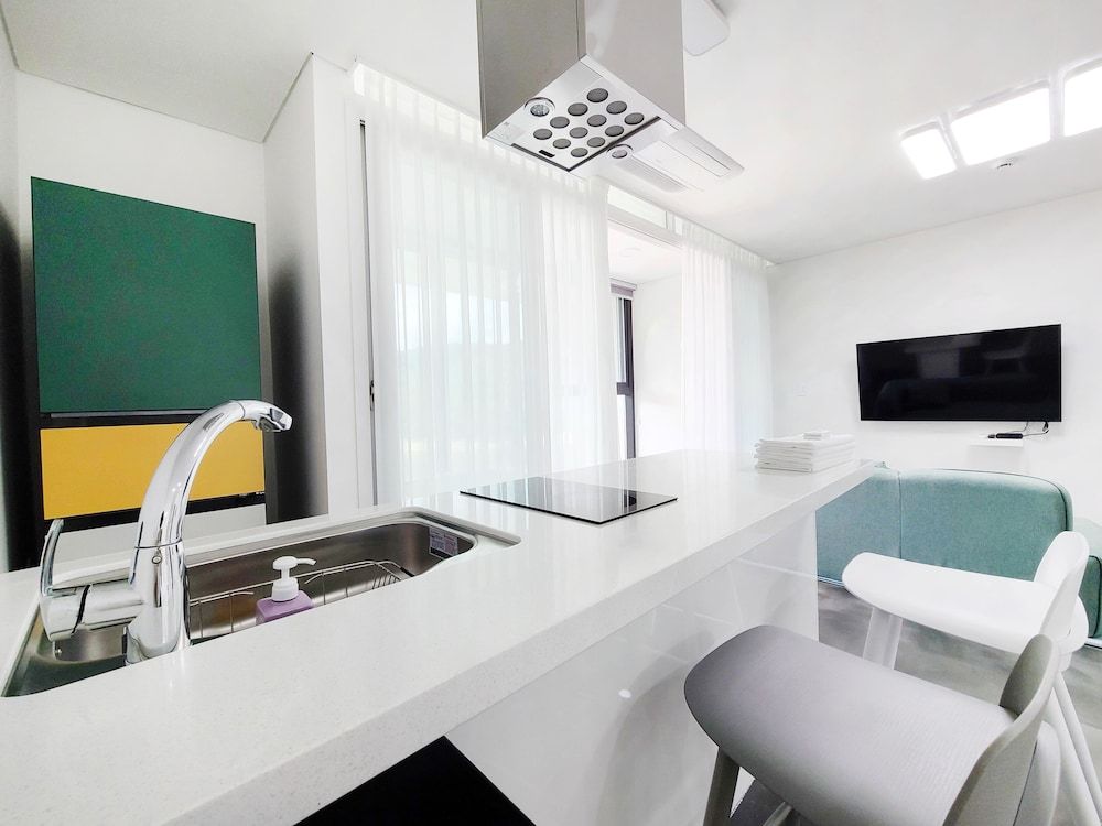 THE KAYS Deluxe Double Room (B) 2