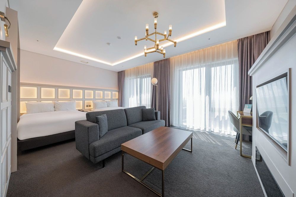 Hotel Marinabay Seoul Junior Suite Family Twin (Pool included for 4 people)