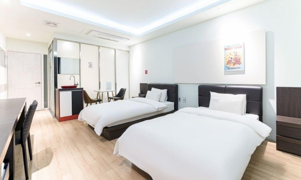 Gimpo Pentastar Hotel Standard Twin Room 2