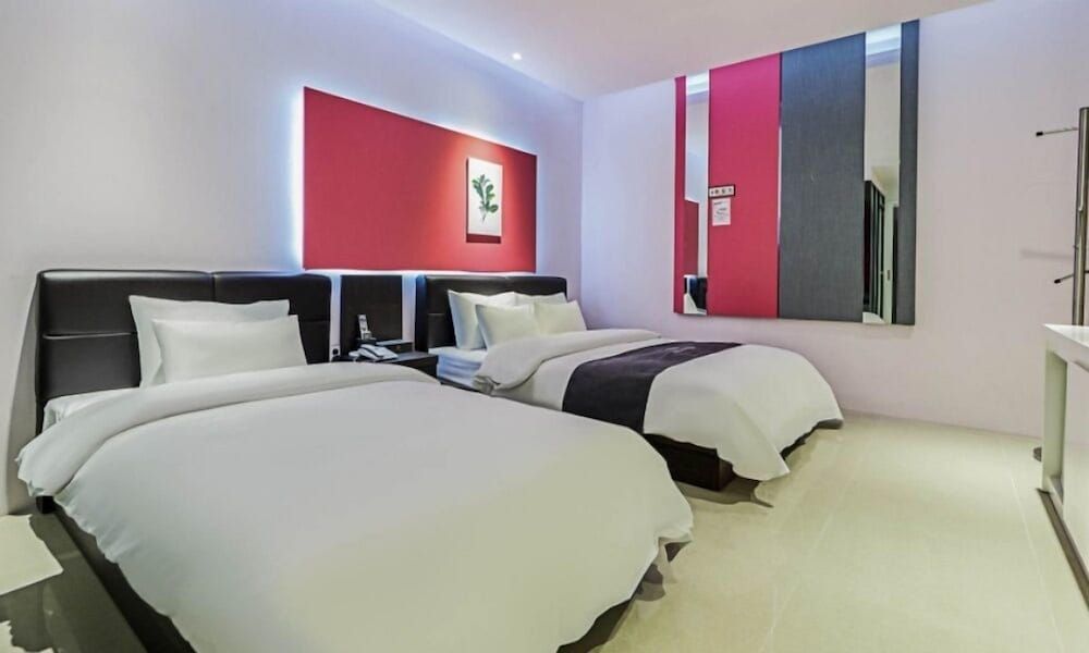 Gimpo Pentastar Hotel Deluxe Twin Room 3