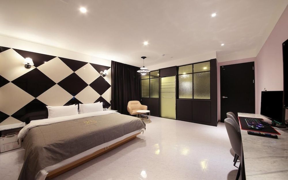 Gimpo Assem Hotel Deluxe Double Room 10