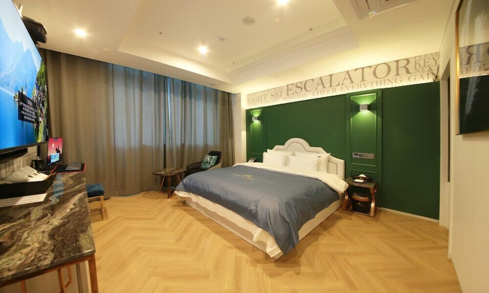 Gimpo Hotel M Tower Standard Double Room 12