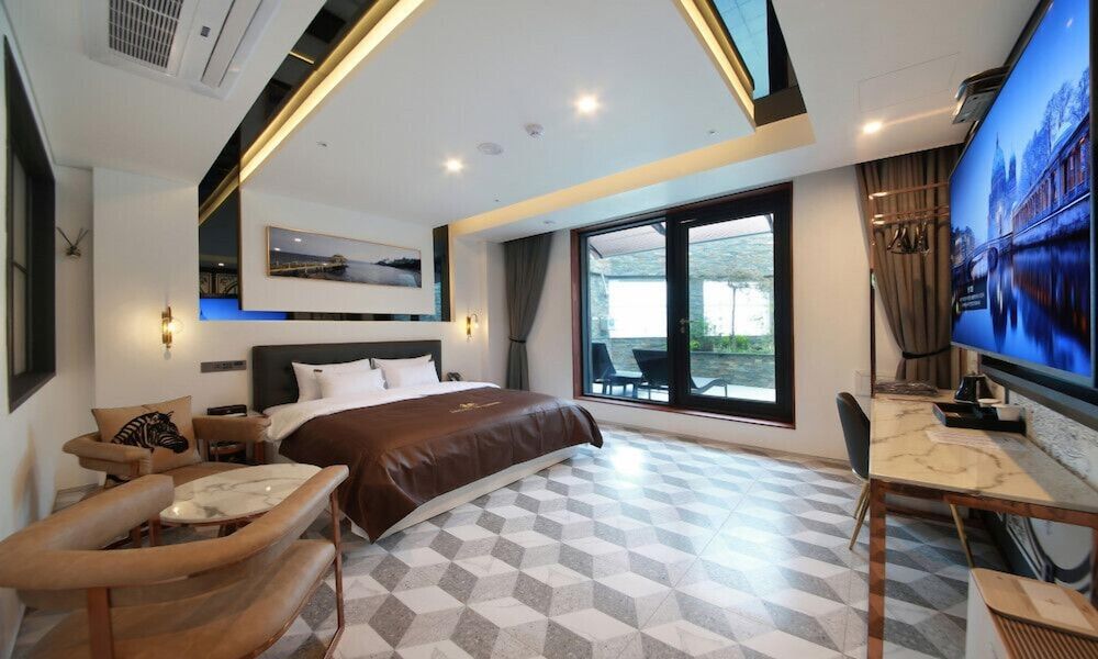 Gimpo Hotel M Tower Deluxe Double Room, Terrace 8