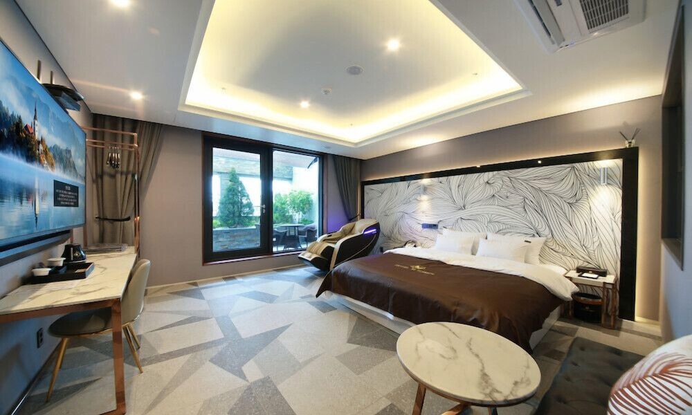 Gimpo Hotel M Tower Deluxe Double Room, Terrace 9