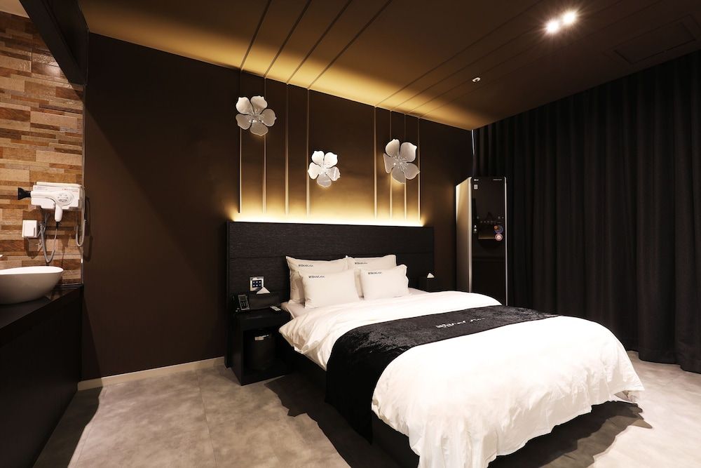 Wonju Boscoa Hotel Deluxe Double Room (No Breakfast) 8