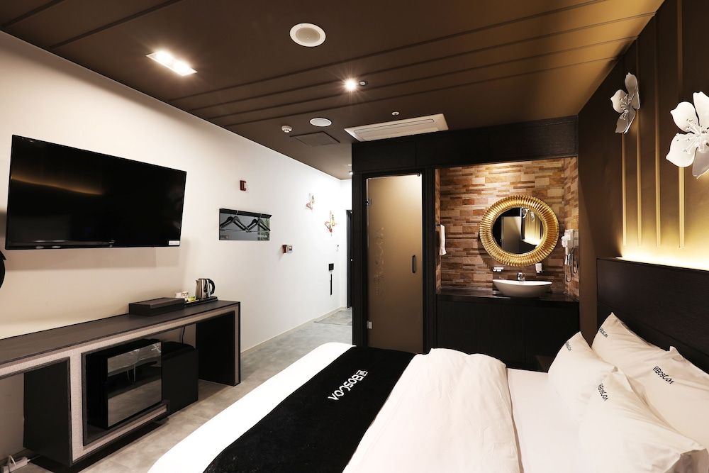 Wonju Boscoa Hotel Deluxe Double Room (No Breakfast) 23