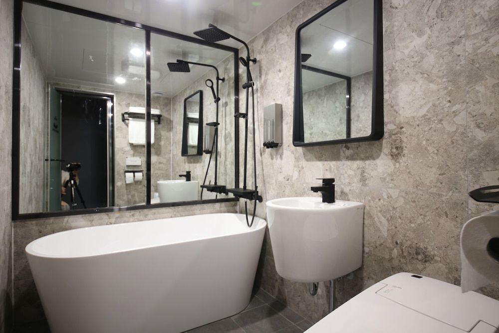 Gorilla Hotel the  Wonju Superior Double Room 4