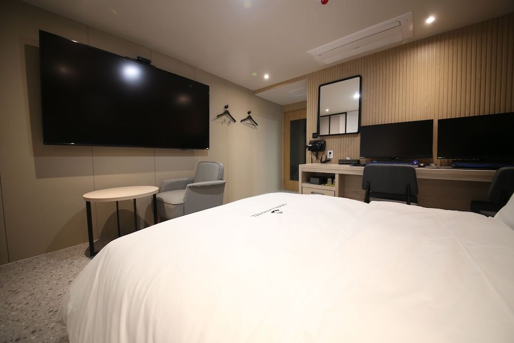 Gorilla Hotel the  Wonju Superior Double Room