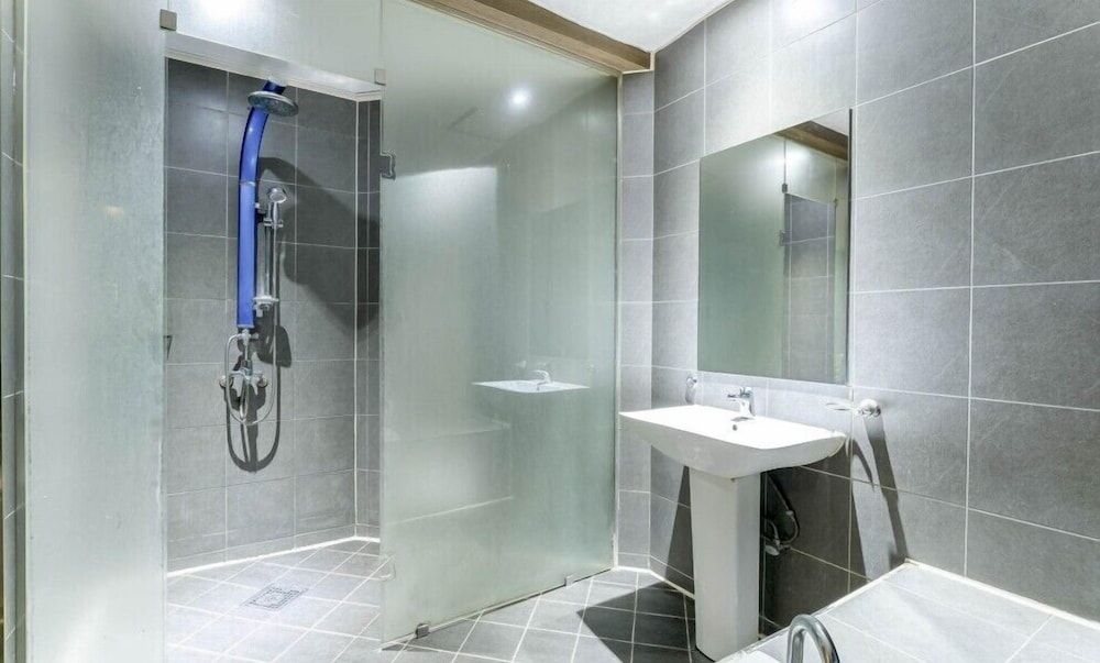 Bobos Hotel Premium Double Room 6