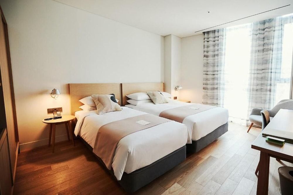 La Casa Hotel Gwangmyeong Deluxe Twin Room (Early Check-In 11 am & 1pm late check out) 2