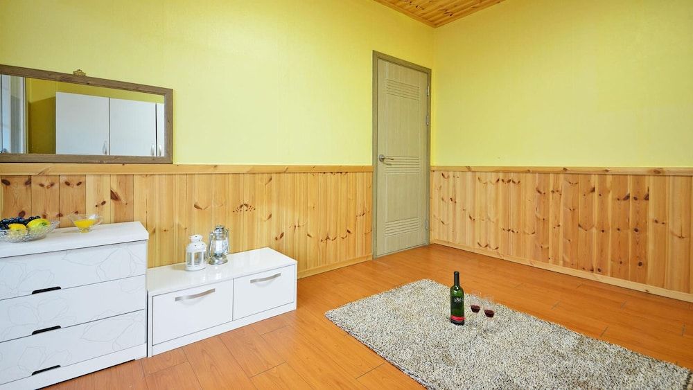 Hwacheon Turkey Valley Basic Room, 2 Bedrooms (Special ( F1 )) 5