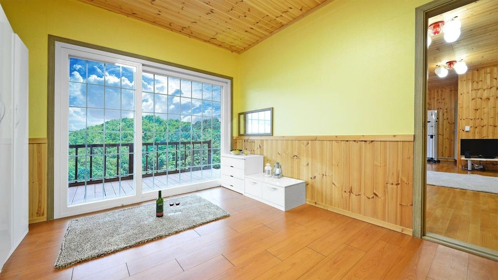 Hwacheon Turkey Valley Basic Room, 2 Bedrooms (Special ( F1 )) 4