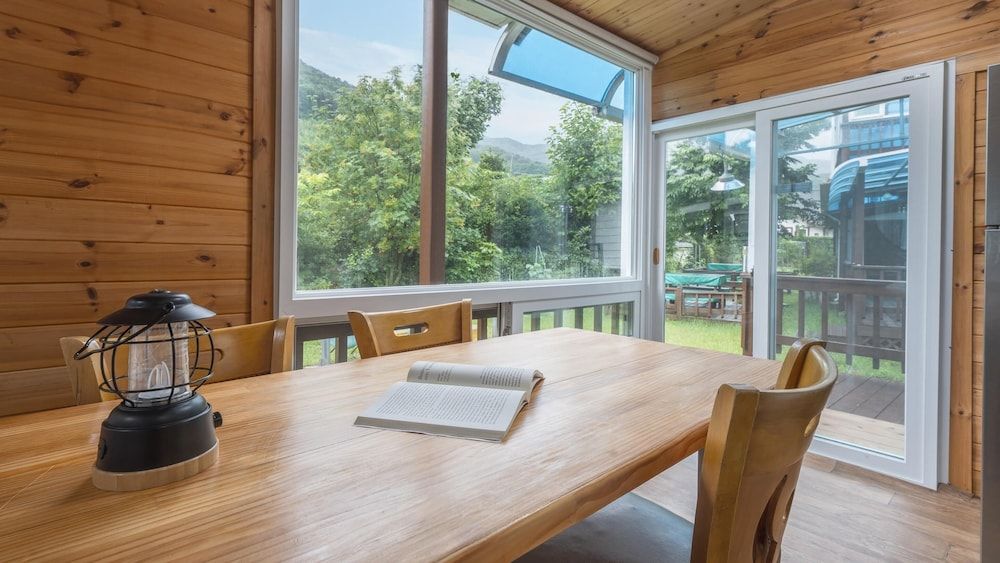 Hwacheon Parprika Yellow Pension Basic Room, 2 Bedrooms (Yellow-5) 5