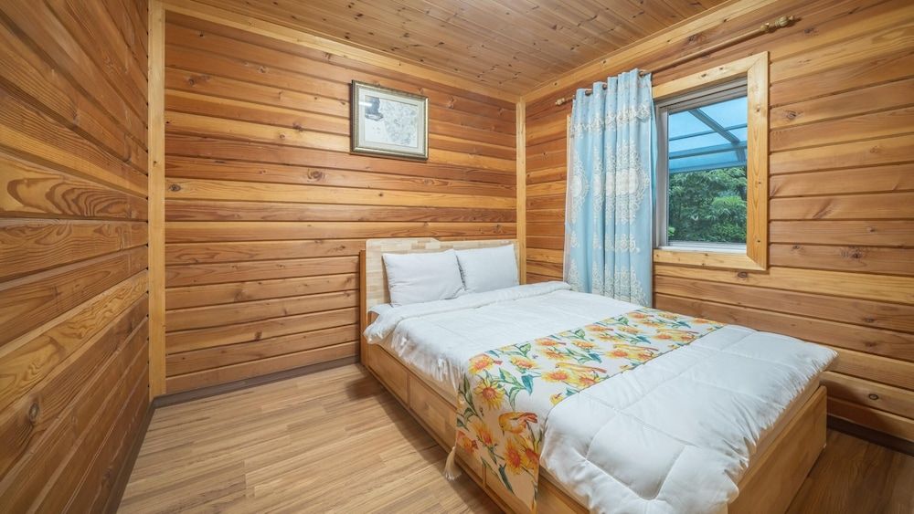 Hwacheon Parprika Yellow Pension Basic Room, 1 Bedroom (Yellow-3) 2