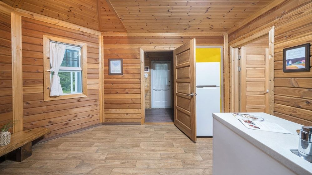 Hwacheon Parprika Yellow Pension Basic Room, 1 Bedroom (Yellow-1) 10