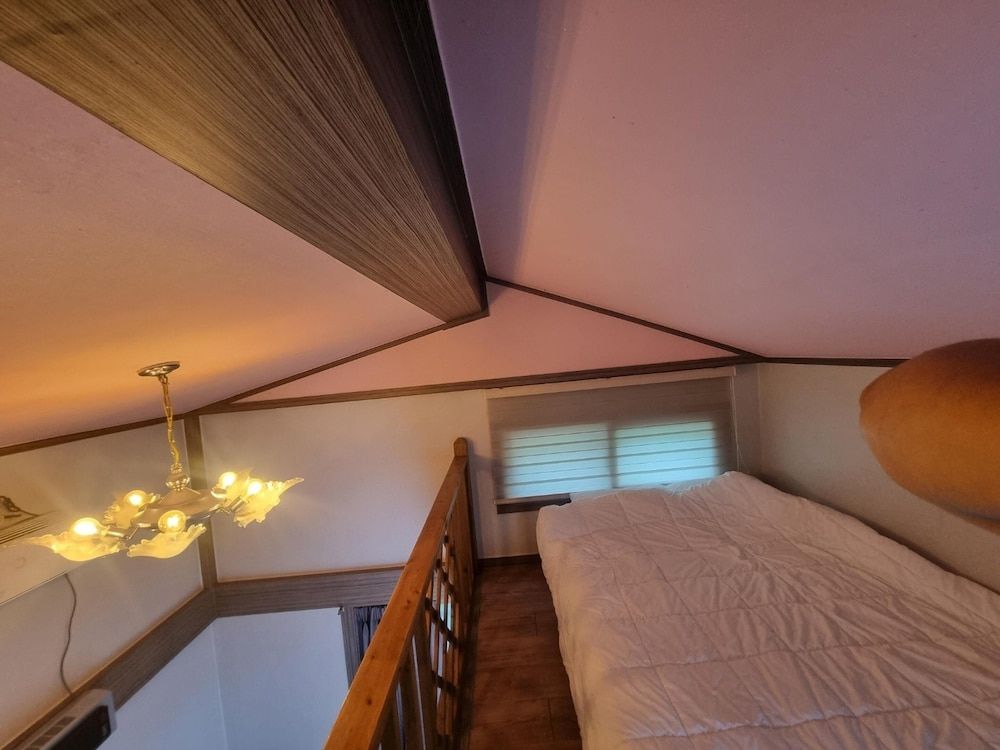 Hwacheon Sky Valley Pension Basic Room, 1 Bedroom (bokcheungTerrace Glamping-6)
