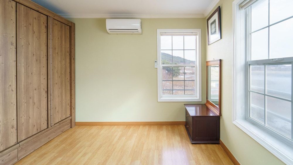 Daebudo Fullhouse Pension Basic Room, 3 Bedrooms (Fullhouse) 8