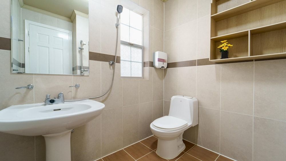 Daebudo Fullhouse Pension Basic Room, 3 Bedrooms (Fullhouse) 5