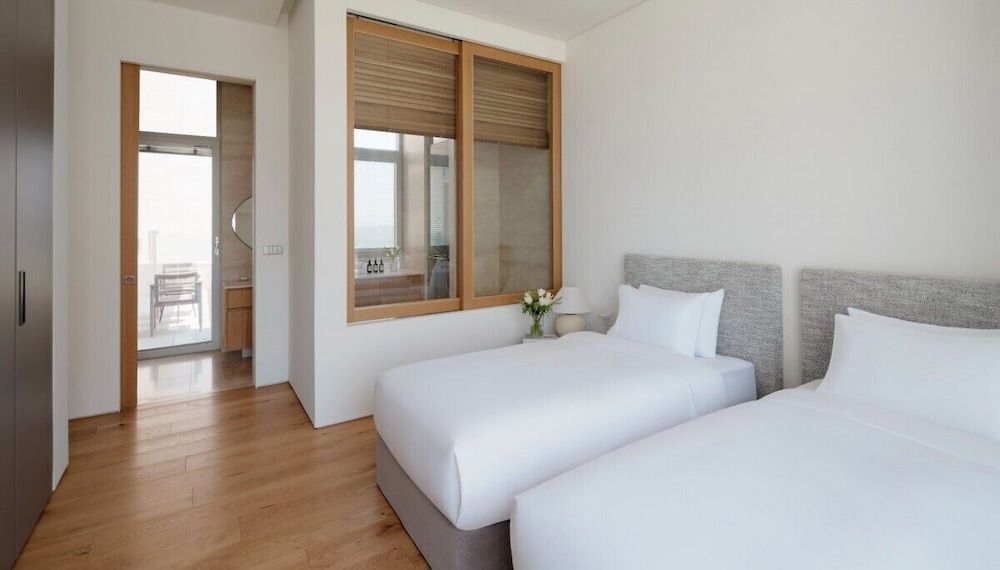 The Heaven Resort Suite (Low floor, Pool access for 4, Cooking not permitted)