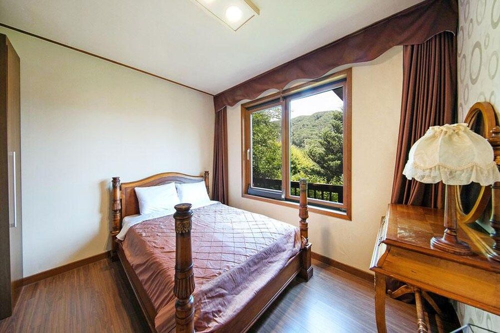 Pyeongchang Maia Pension Basic Room, 2 Bedrooms (D-type ( Family Deluxe )) 2