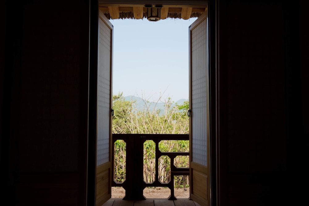 Hotel de forRe Standard Room (Ondol, Free Nature Park) 5
