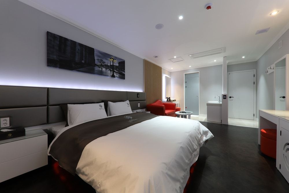 Hotel Encore Business Room (B) 2