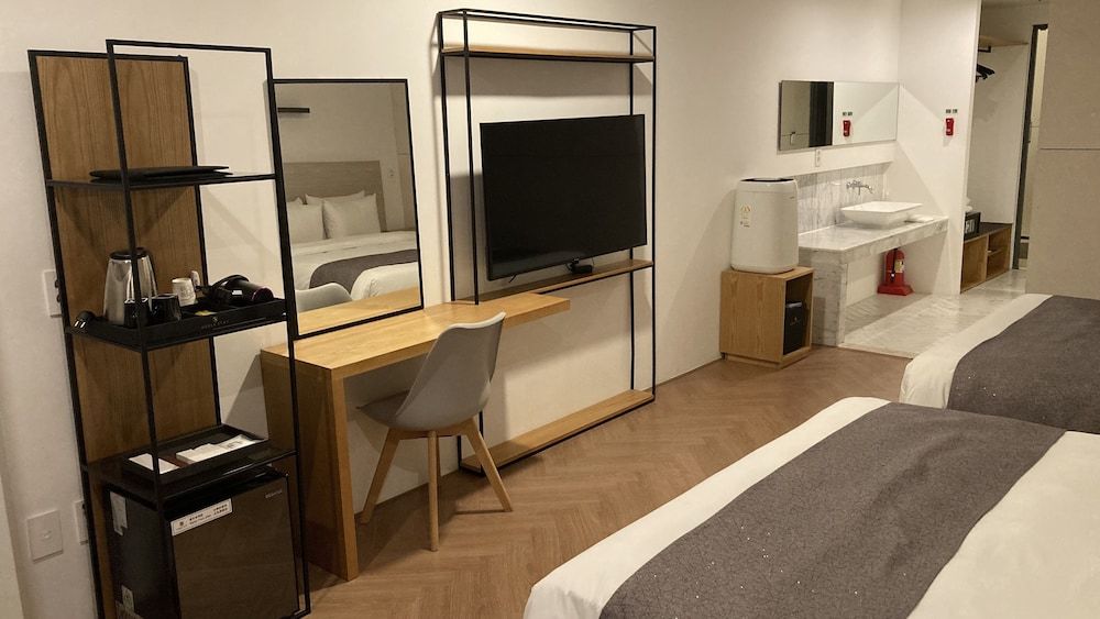 Noble Stay Premium Family King 5