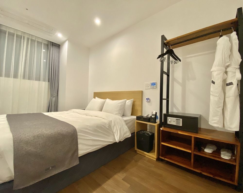 Noble Stay Standard Double Room, Accessible, Ground Floor