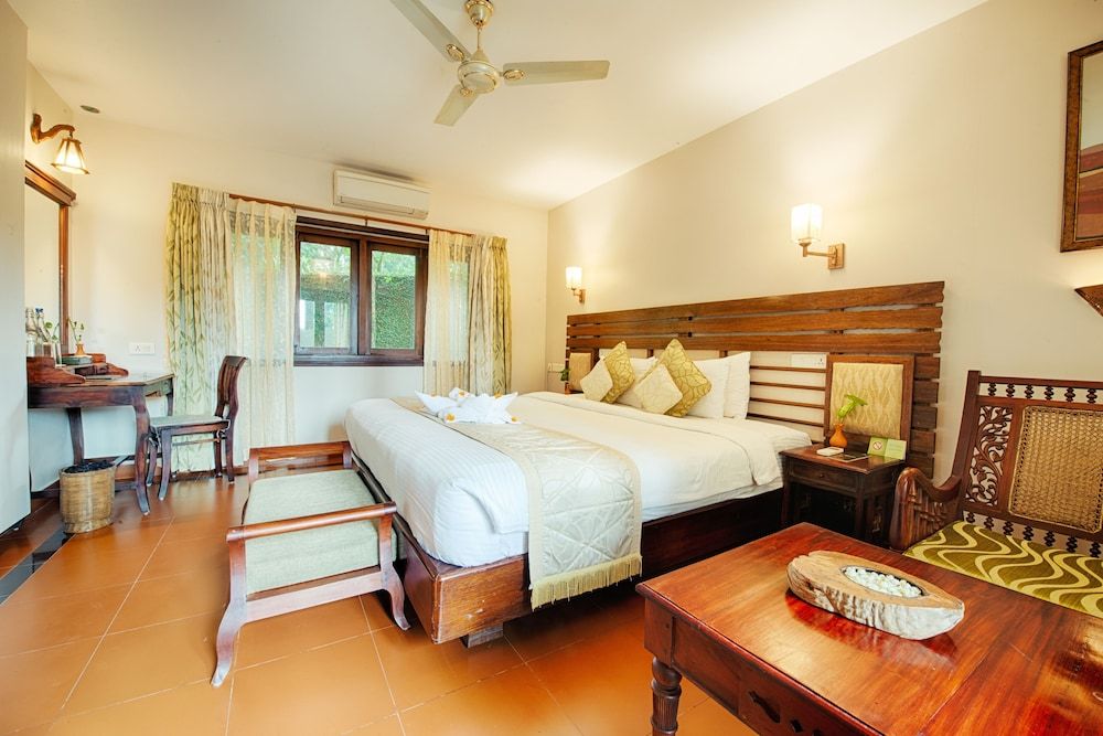 Greenwoods Resort Rithika - Honeymoon Villa with Plunge Pool 3