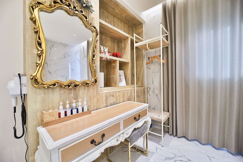 FEBRUARY HOTEL LIONS PARK DAEGU Deluxe Twin Room 3