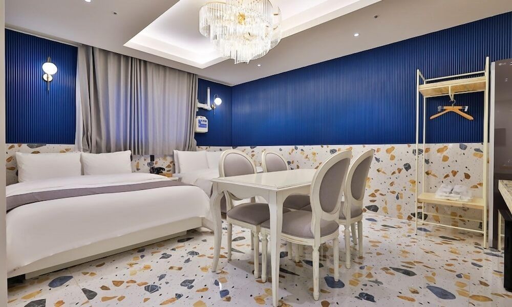 FEBRUARY HOTEL LIONS PARK DAEGU Royal Suite 2