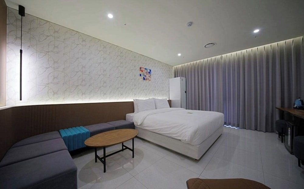 Hotel PIED Suseong Deluxe Nouhaus Room